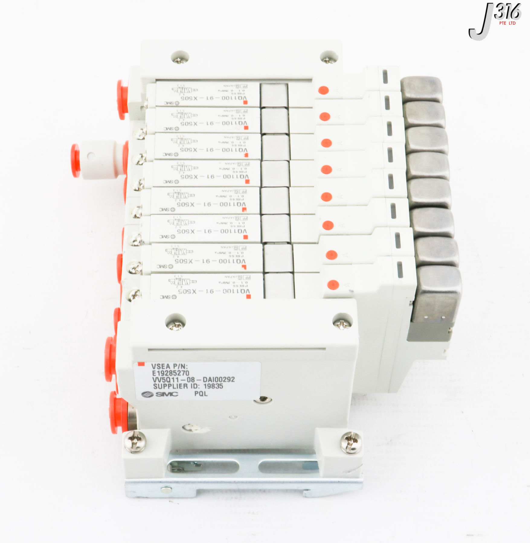 32270 SMC 8 SLOTS PNEUMATIC MANIFOLD VV5Q11-08-DAI00292 | eBay